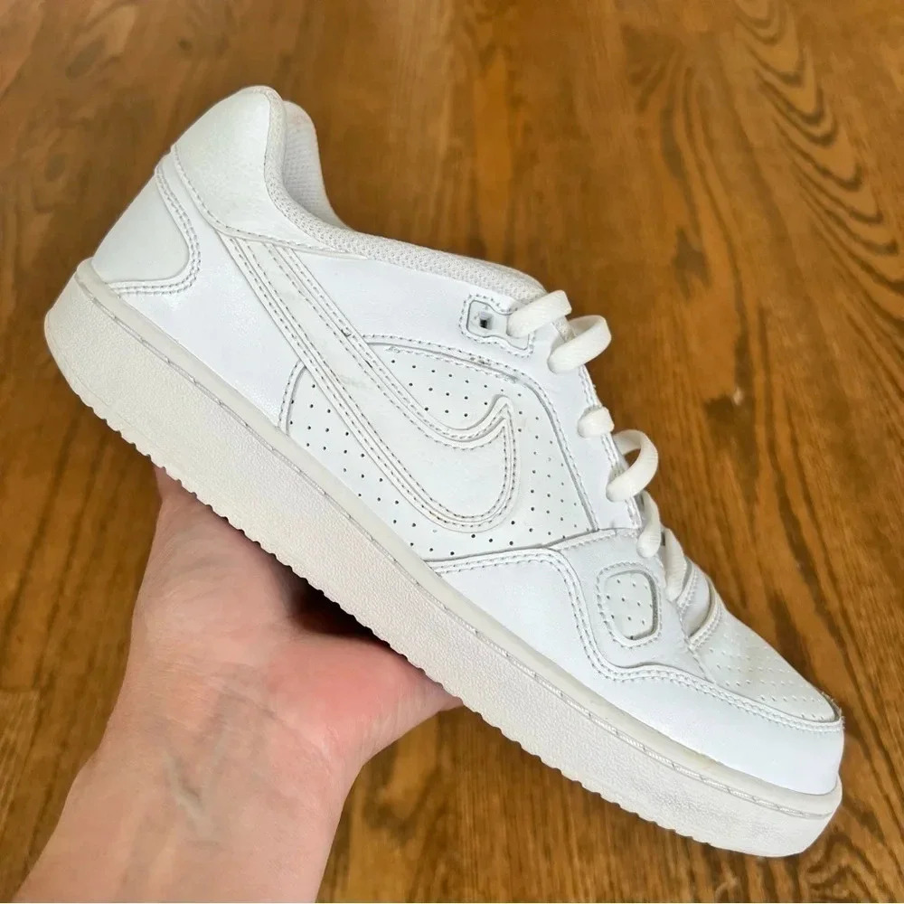 Nike Son Of Force Low Top Triple White casual court shoes women’s size 9 - Picture 2 of 14